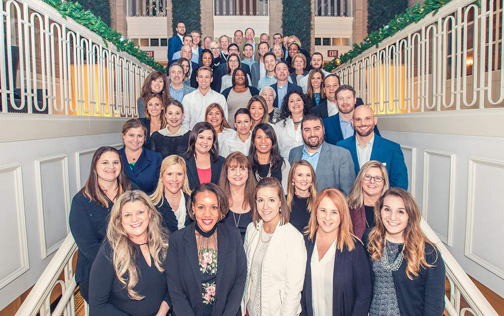 Company picture 2017 full-crop