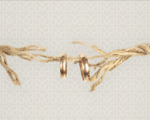 ring with broken rope Divorce After 50